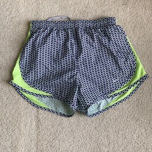 Nike DRI-FIT Shorts S